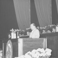 Walter Ulbricht erklärt während der II. Parteikonferenz der SED vom 9. bis 12.7.1952 eine Verschärfung des Klassenkampfes