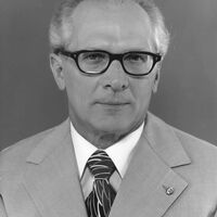 Erich Honecker, Generalsekretär des Zentralkomitees der Sozialistischen Einheitspartei Deutschlands und Vorsitzender des Staatsrates der Deutschen Demokratischen Republik, Vorsitzender des Nationalen Verteidigungsrates der DDR. Aufnahmedatum: 9.8.1976