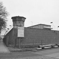 Untersuchungs­haftanstalt des MfS in Berlin-Hohenschönhausen - Blick auf einen der Eck-Wachtürme