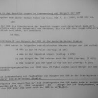 Zwei Tage vor dem Mauerfall am 9. November 1989 meldet die Zentrale Auswertungsgruppe des MfS, dass seit der Grenzzaunöffnung in Sopron insgesamt 51.010 DDR-Bürgerinnen und Bürger die DDR über die ungarisch-österreichische Grenze ungesetzlich verließen.