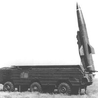 Abschussposition des Startfahrzeugs SS-23 mit der Rakete